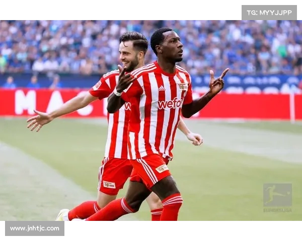 德甲慕尼黑德比:拜仁与多特的巅峰对决再燃激情 德甲慕尼黑德比:拜仁与多特的巅峰对决再燃激情